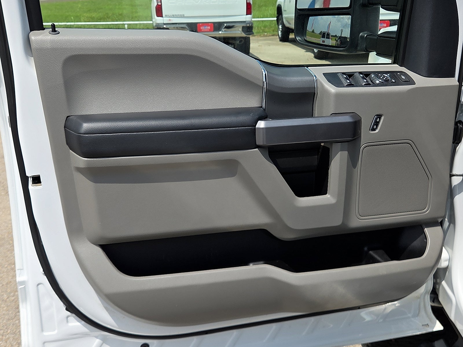 2022 Ford Super Duty F-250 SRW XL