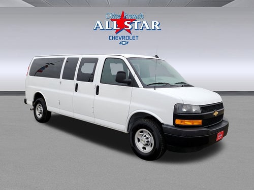 2023 Chevrolet Express Passenger 3500 1LS