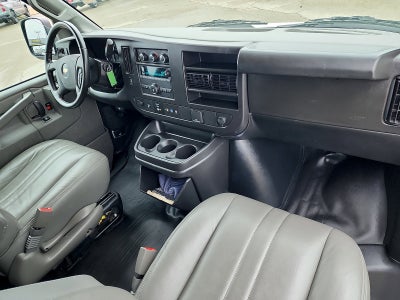 2023 Chevrolet Express Passenger 3500 1LS