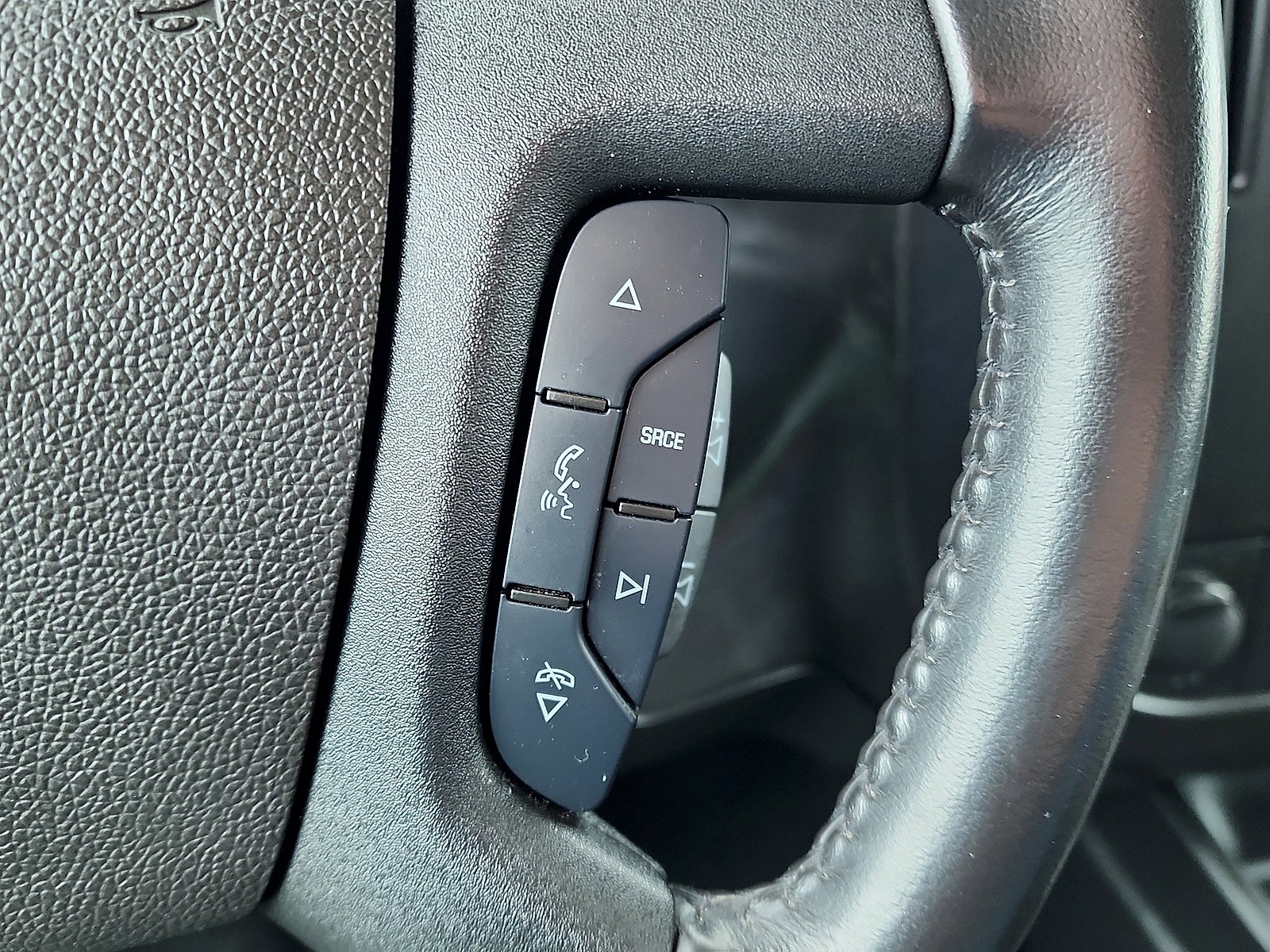 2023 Chevrolet Express Passenger 3500 1LS