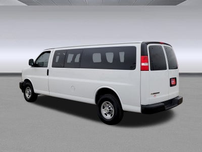 2023 Chevrolet Express Passenger 3500 1LS