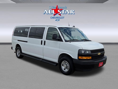 2023 Chevrolet Express Passenger 3500 1LS
