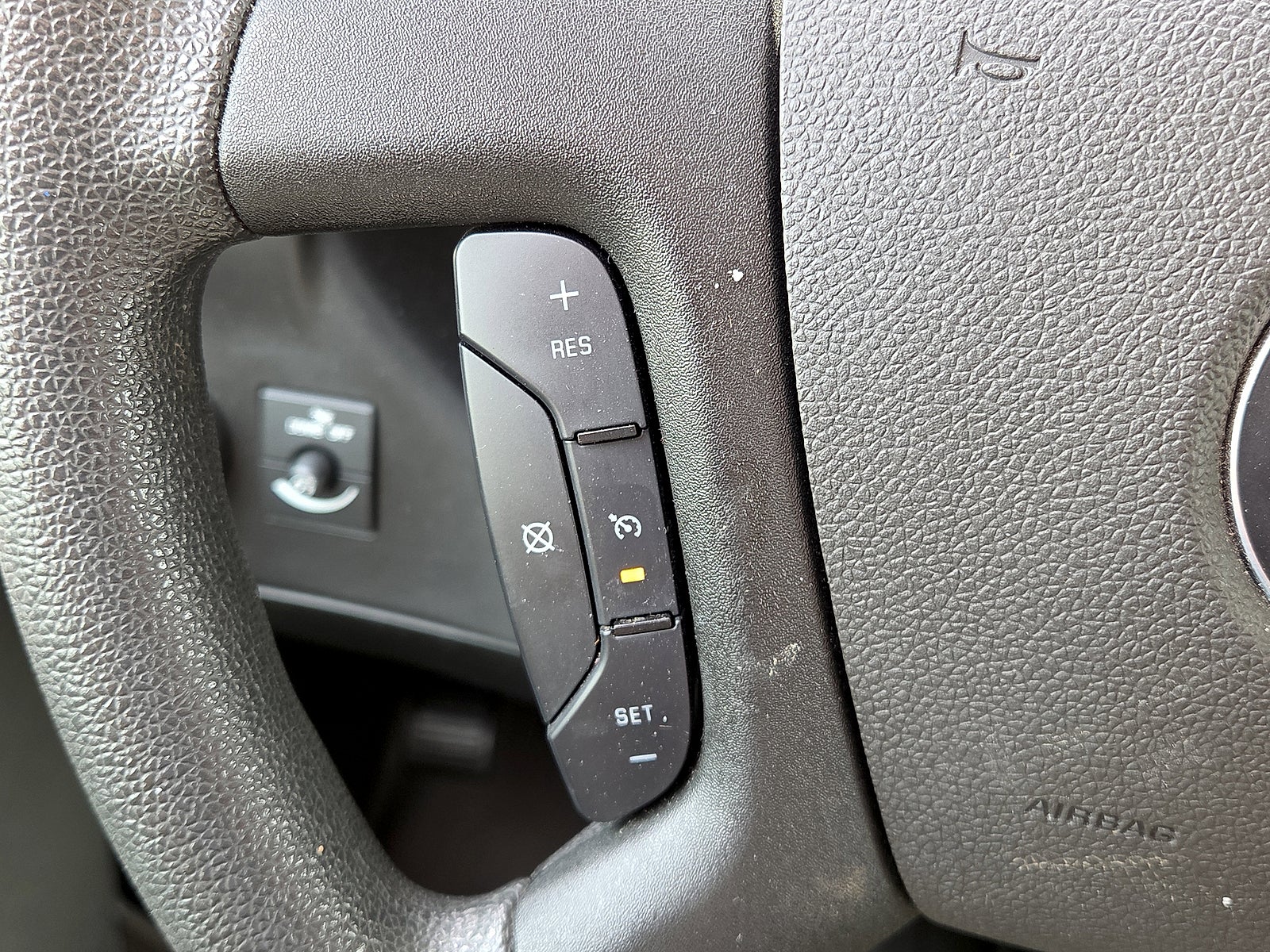 2023 Chevrolet Express Passenger 3500 1LS