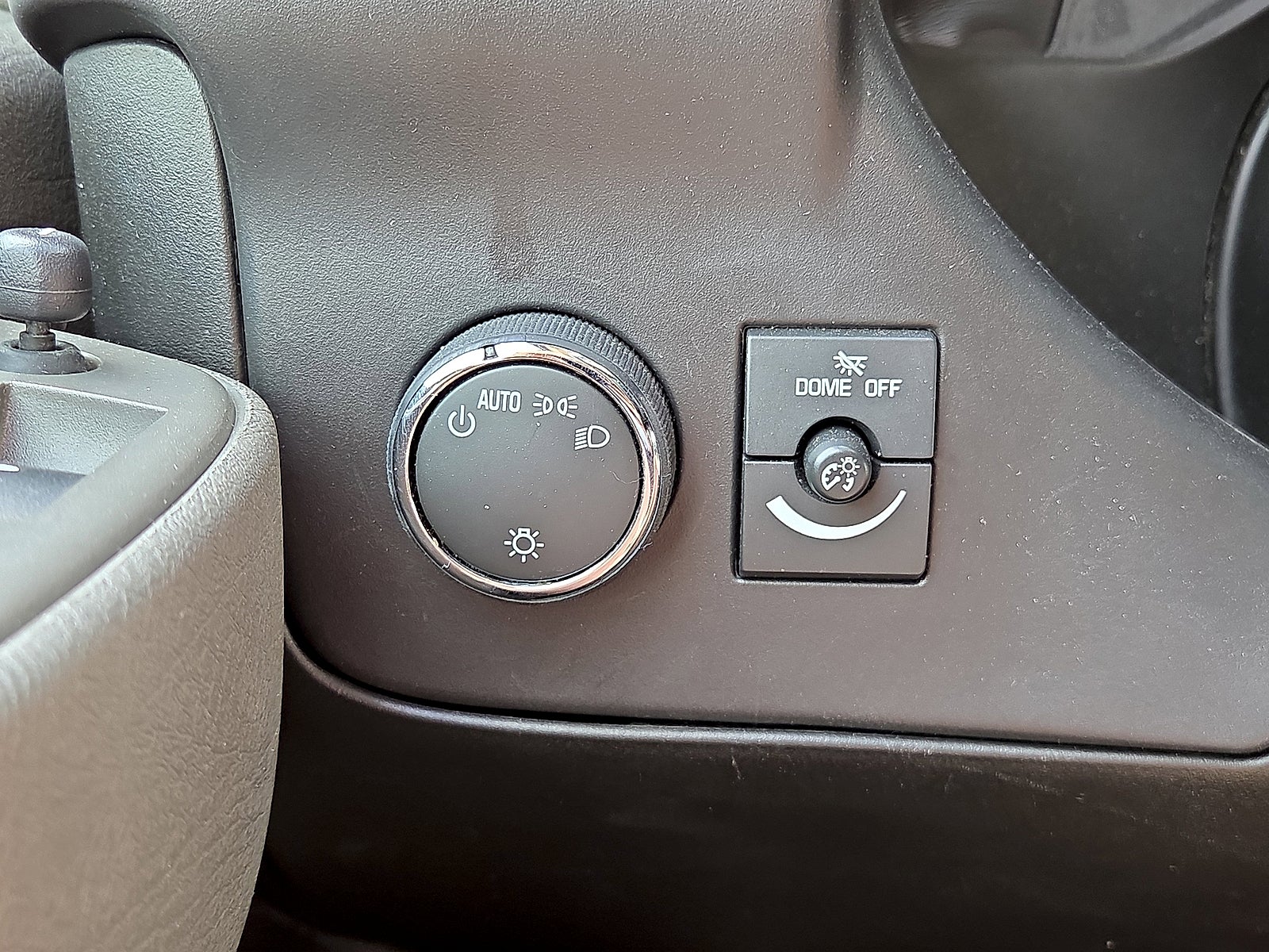 2023 Chevrolet Express Passenger 3500 1LS