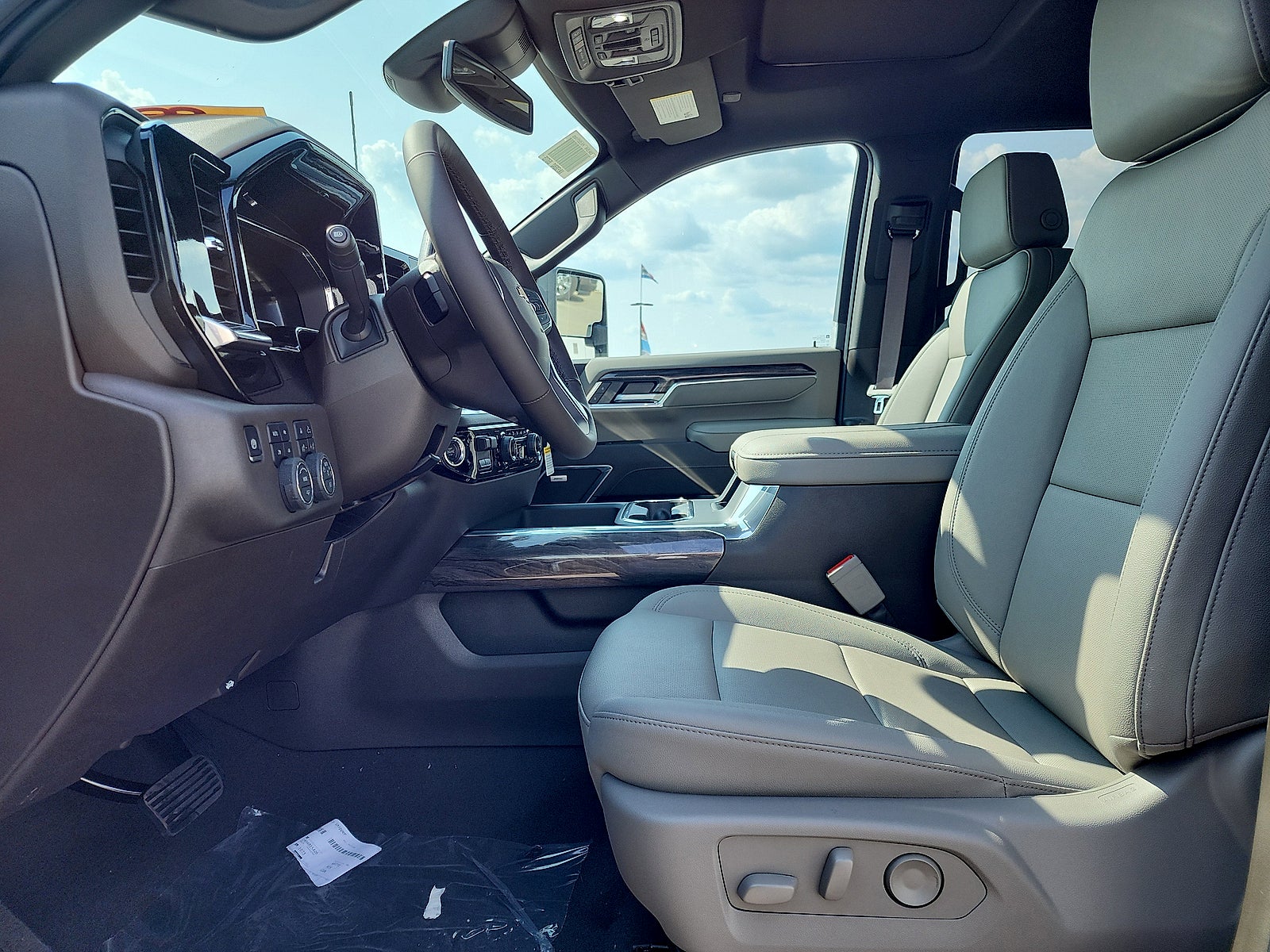 2025 Chevrolet Silverado 3500 HD LTZ