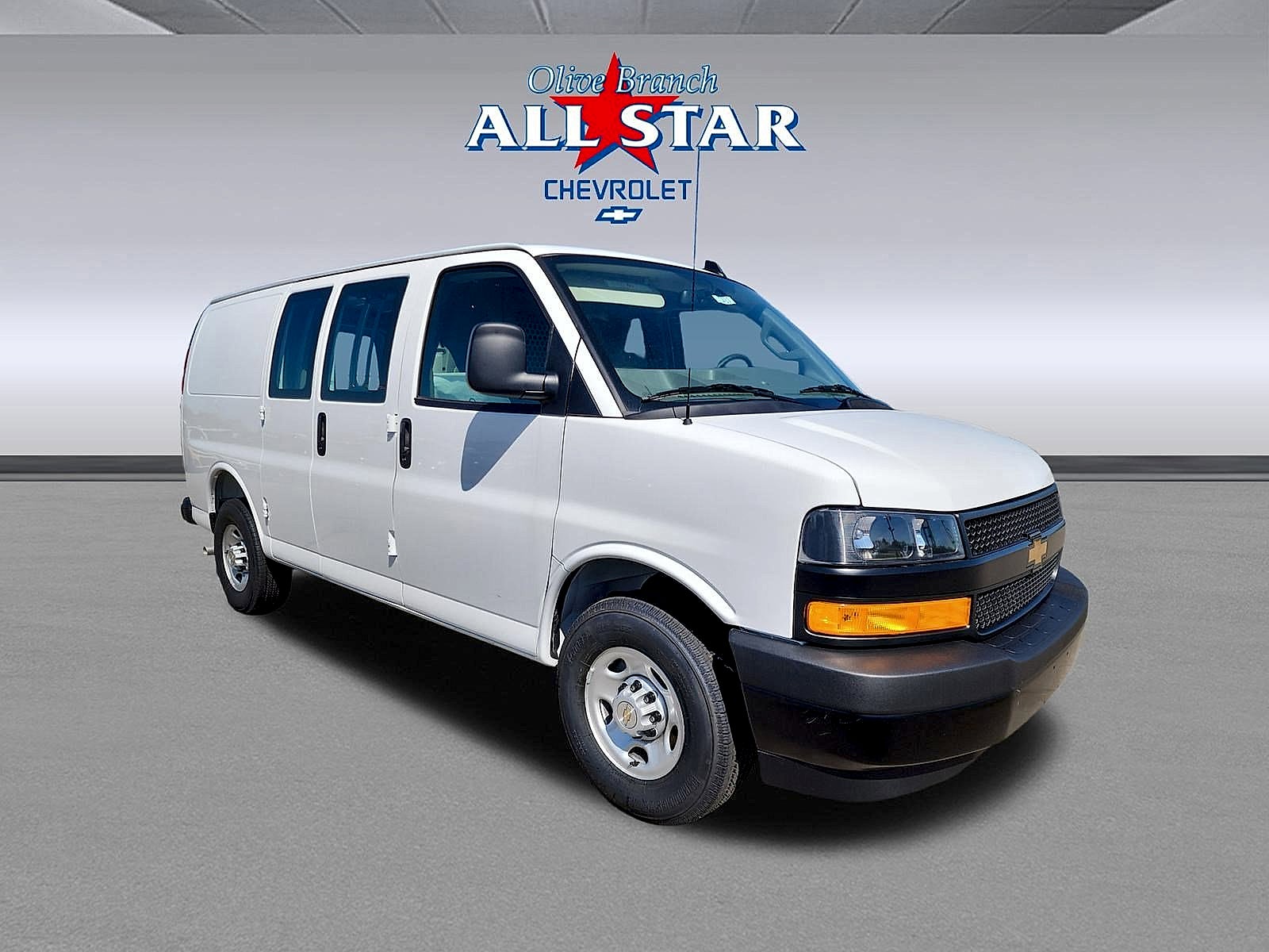 2025 Chevrolet Express Cargo 2500 WT