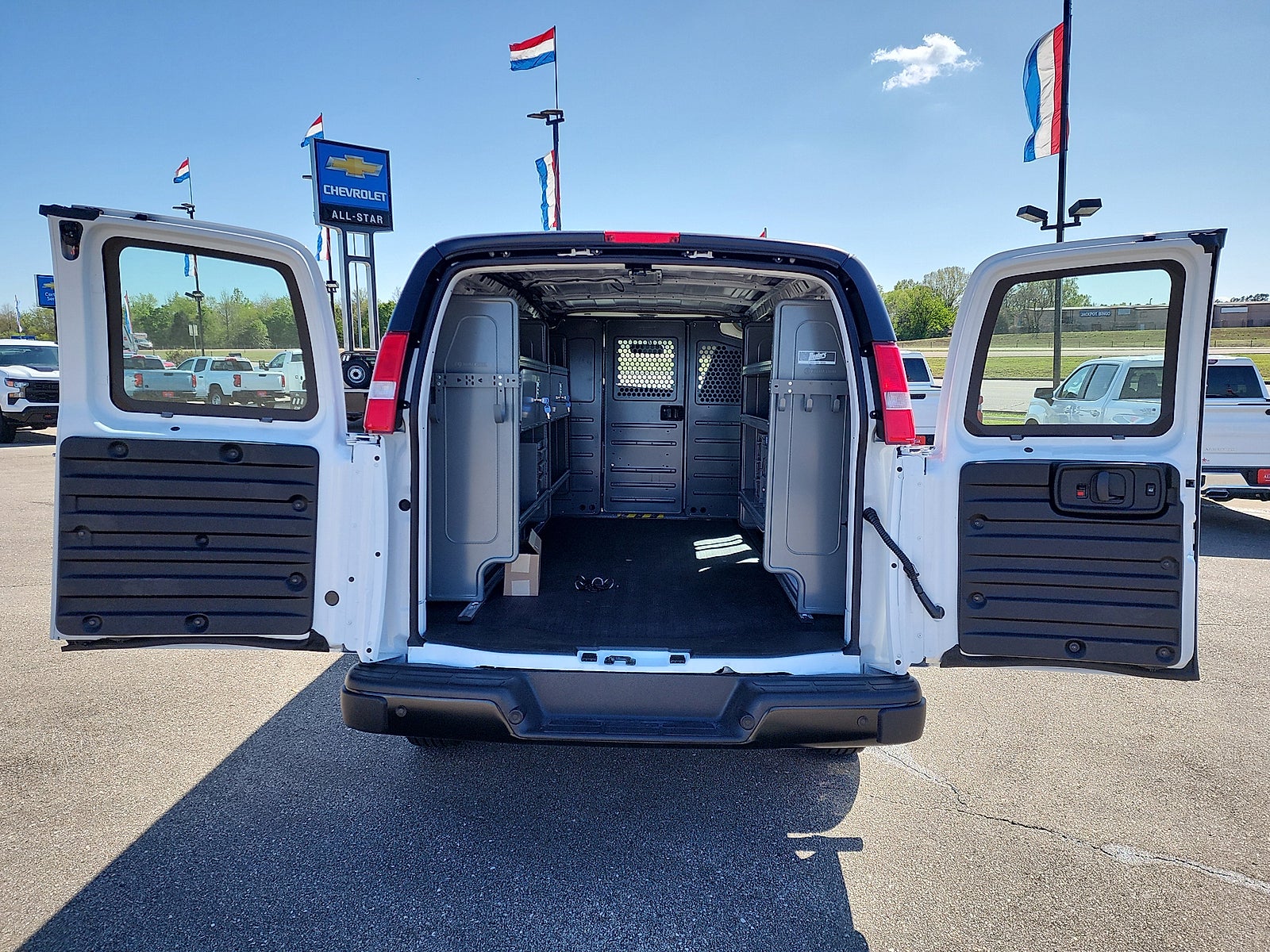 2025 Chevrolet Express Cargo 2500 WT