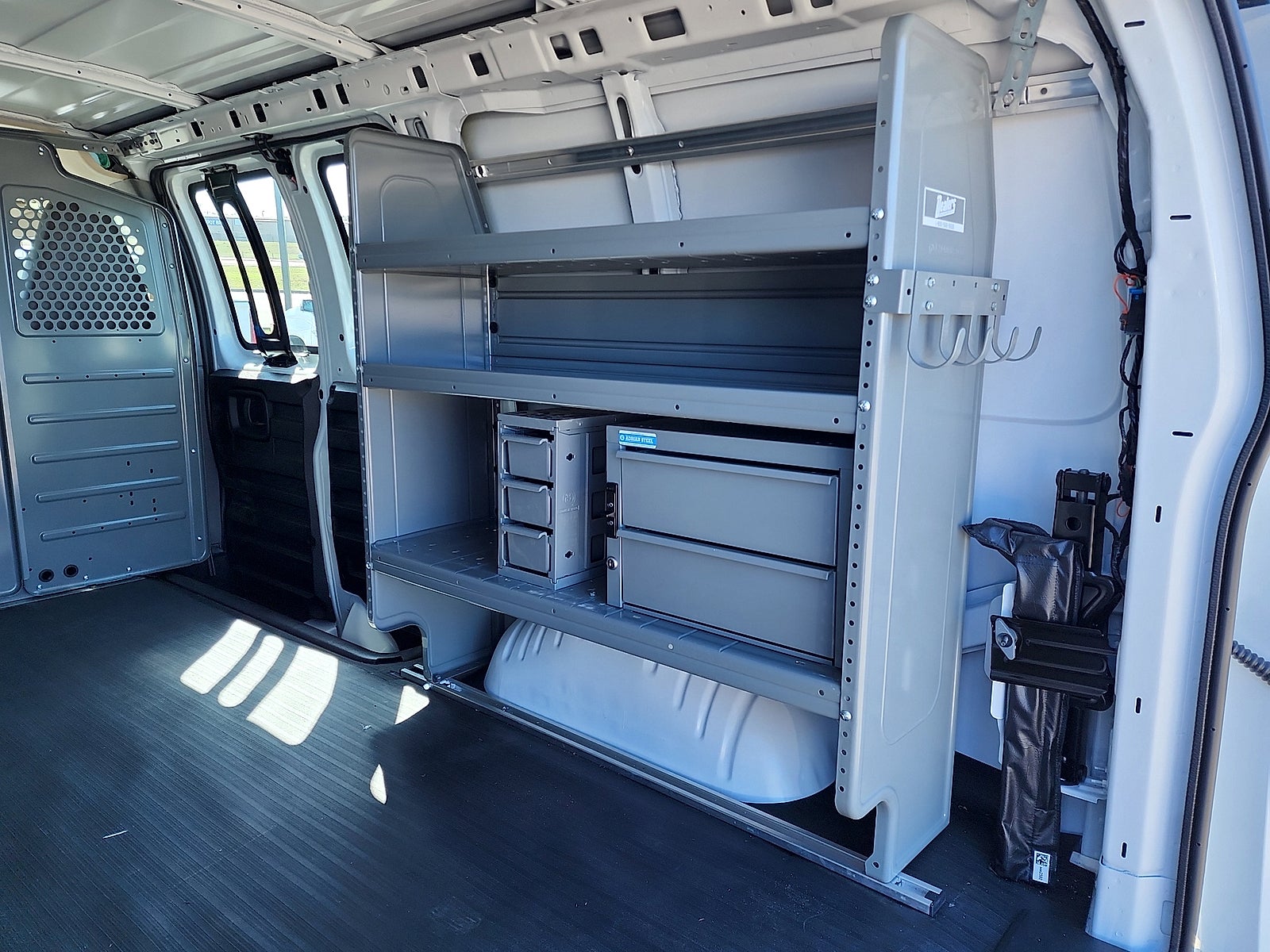 2025 Chevrolet Express Cargo 2500 WT