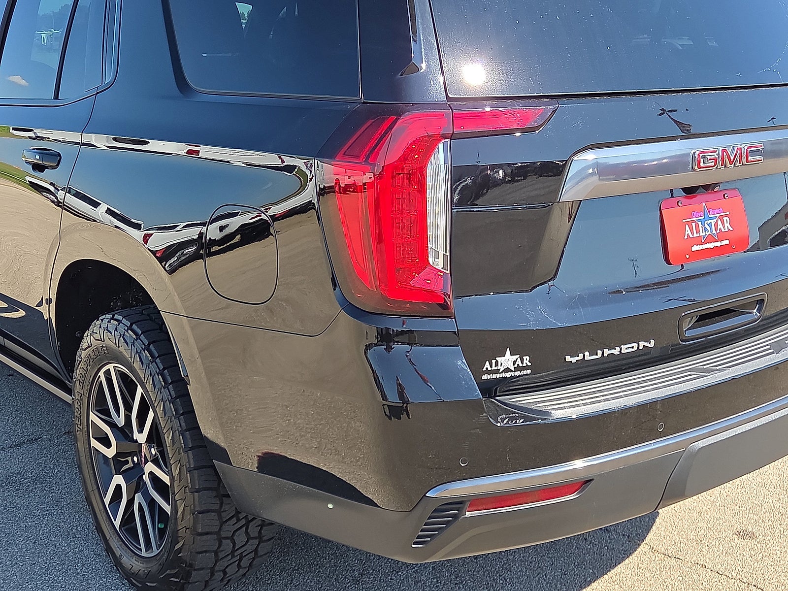 2024 GMC Yukon AT4