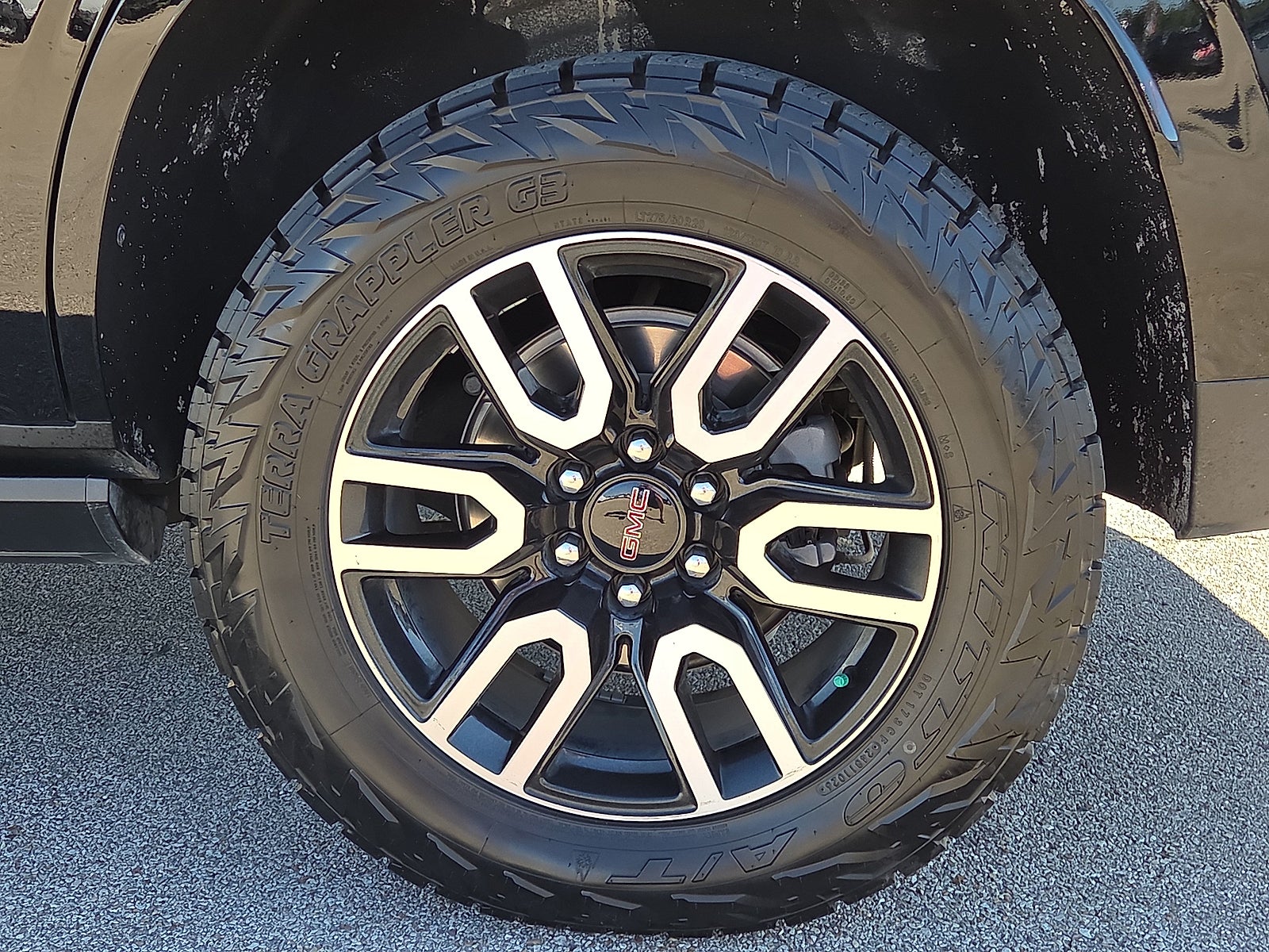 2024 GMC Yukon AT4
