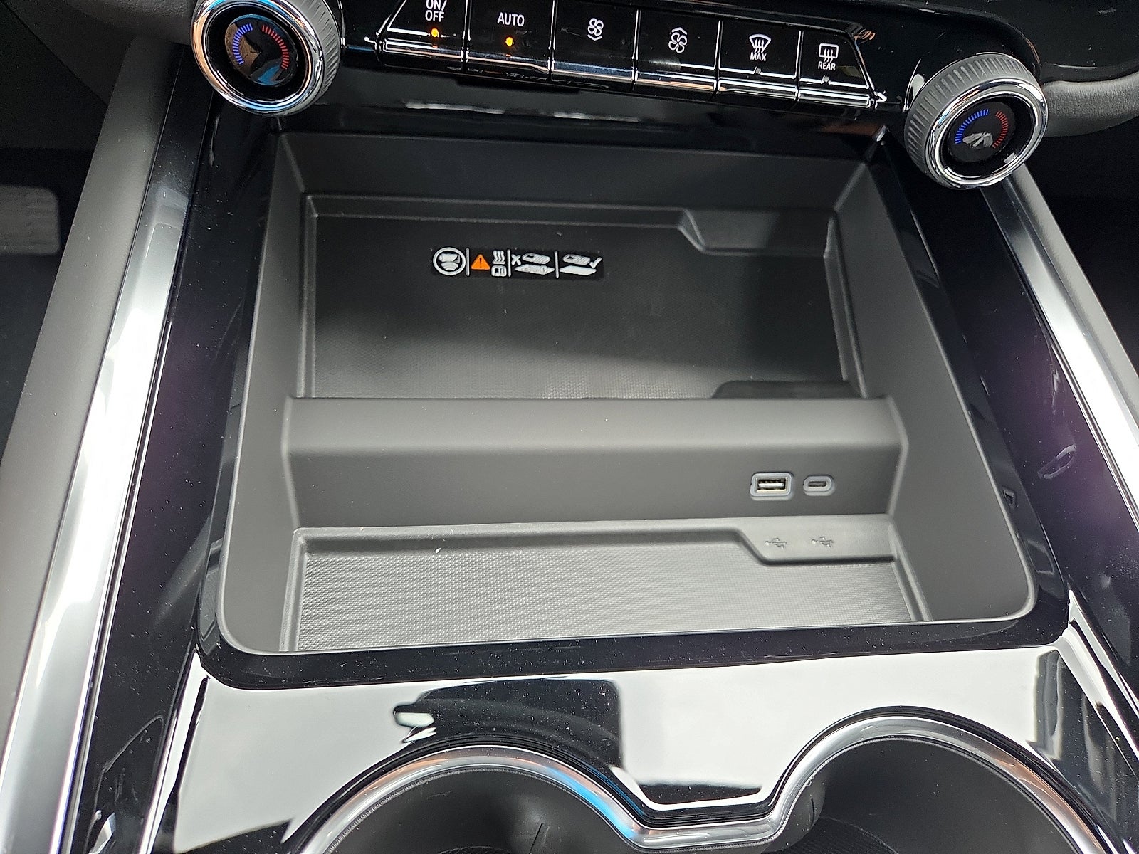 2027 Chevrolet Suburban RST