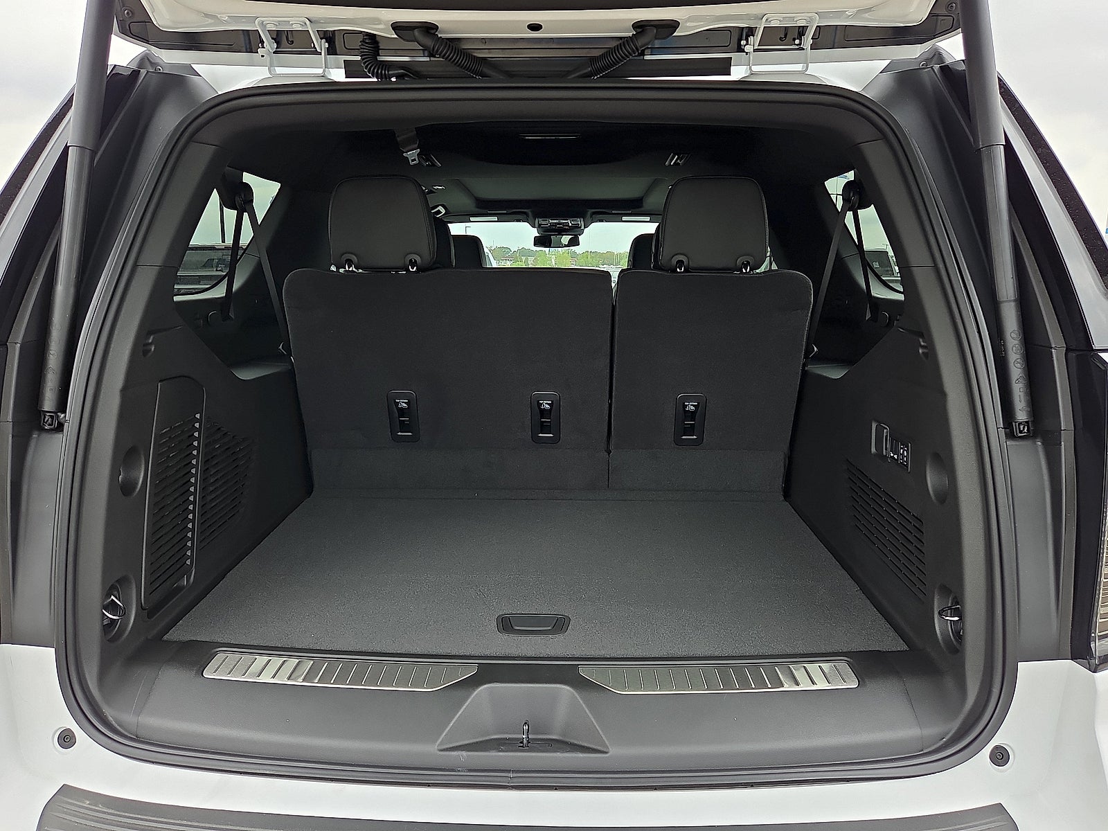 2027 Chevrolet Suburban RST