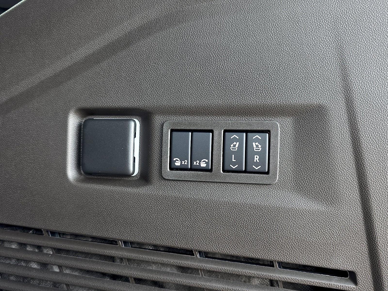 2027 Chevrolet Tahoe LT