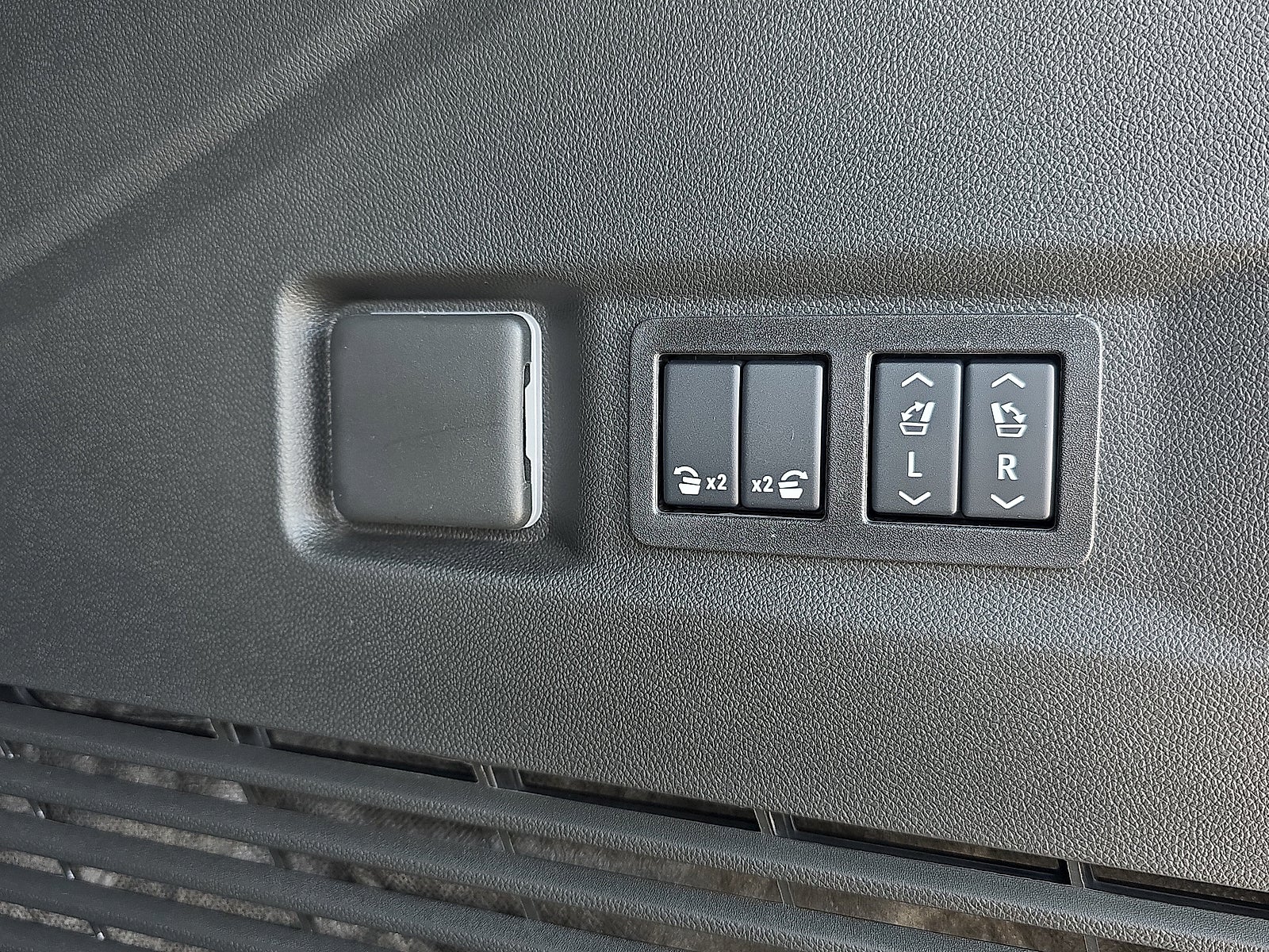 2027 Chevrolet Tahoe Premier