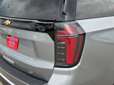 2025 Chevrolet Suburban LT