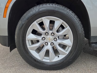 2025 Chevrolet Suburban LT