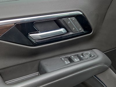 2025 Chevrolet Suburban LT