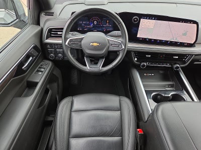 2025 Chevrolet Suburban LT
