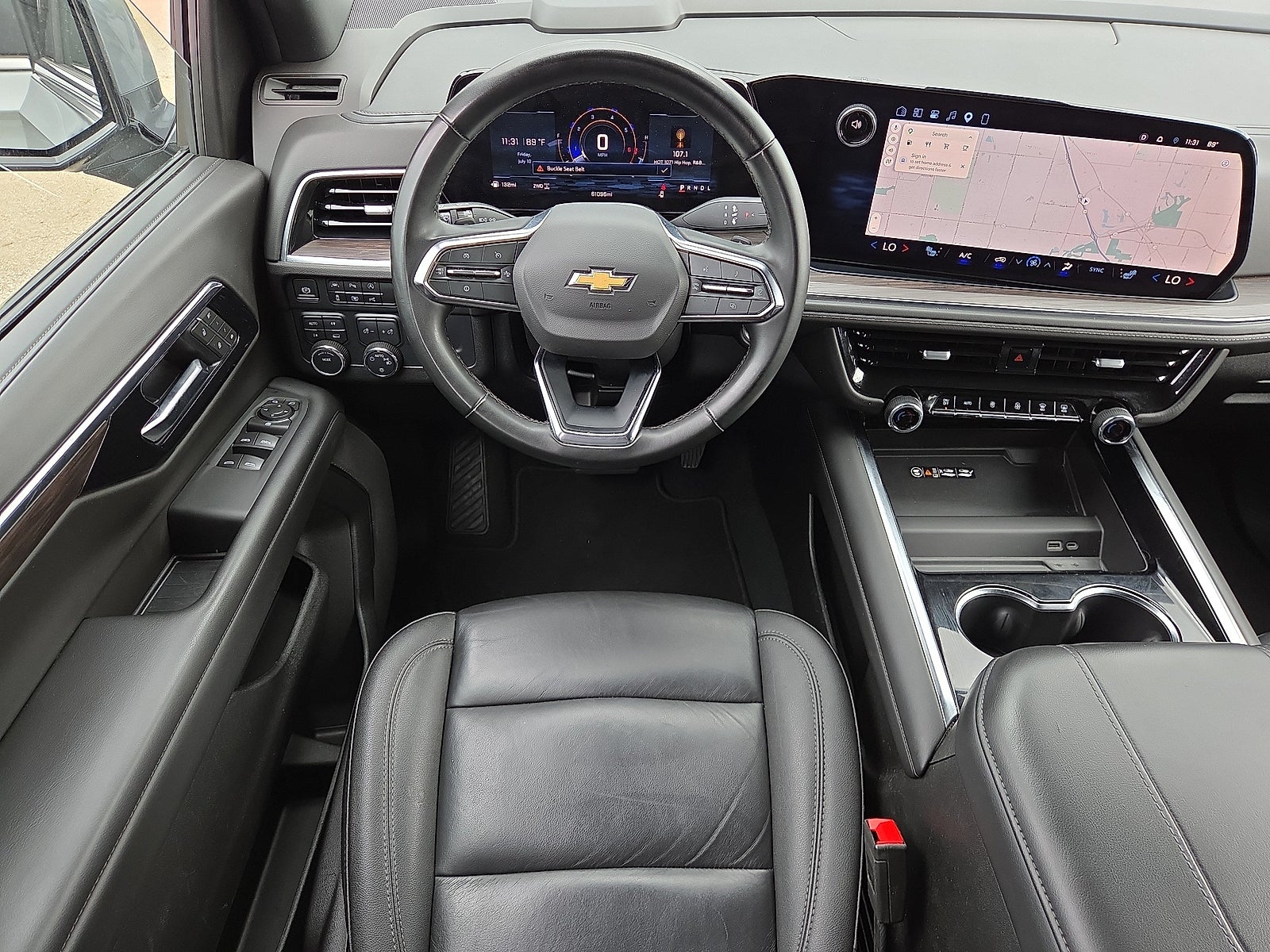 2025 Chevrolet Suburban LT