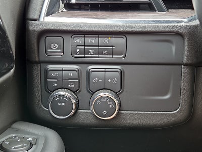2025 Chevrolet Suburban LT