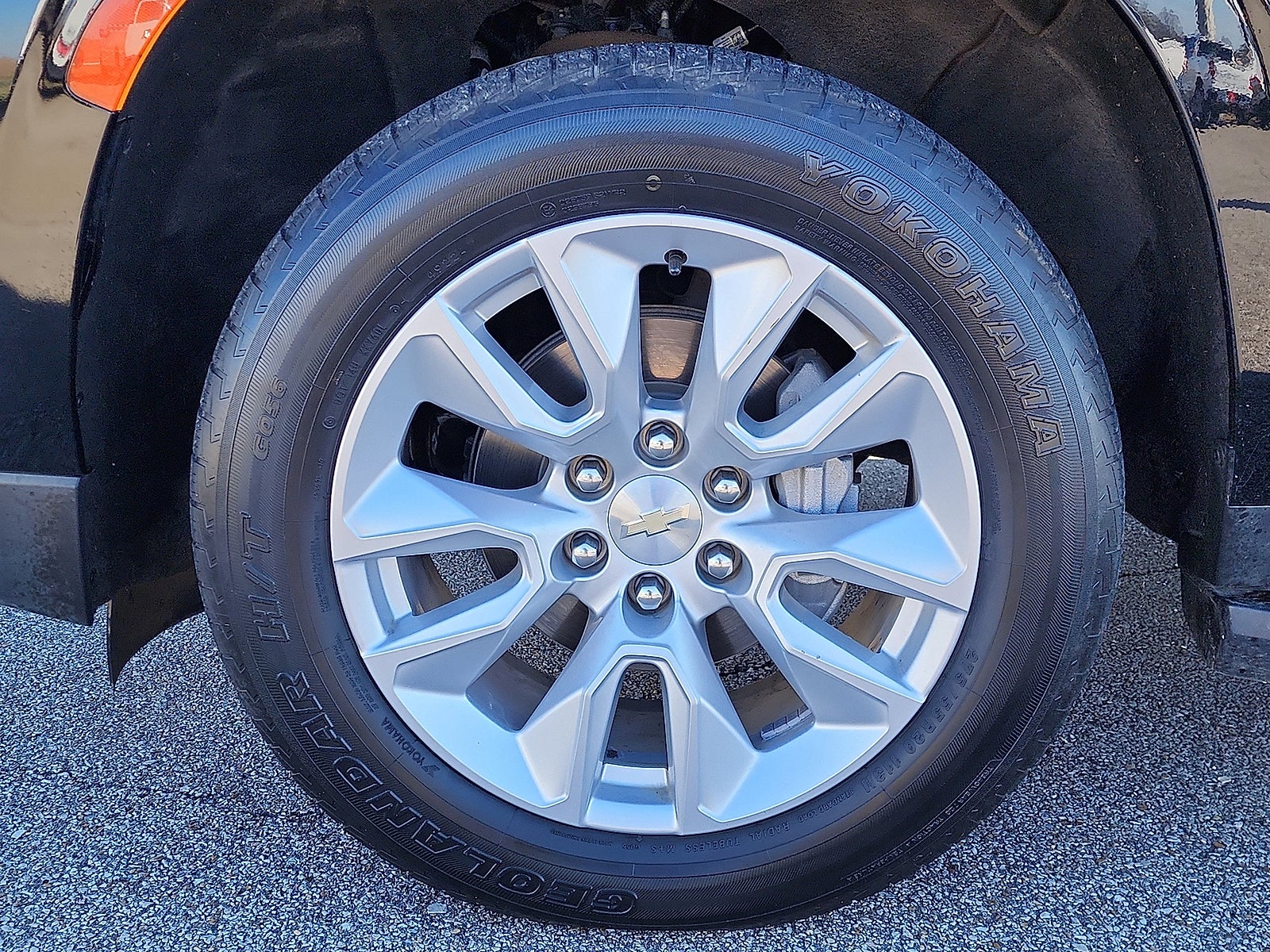 2024 Chevrolet Suburban LT