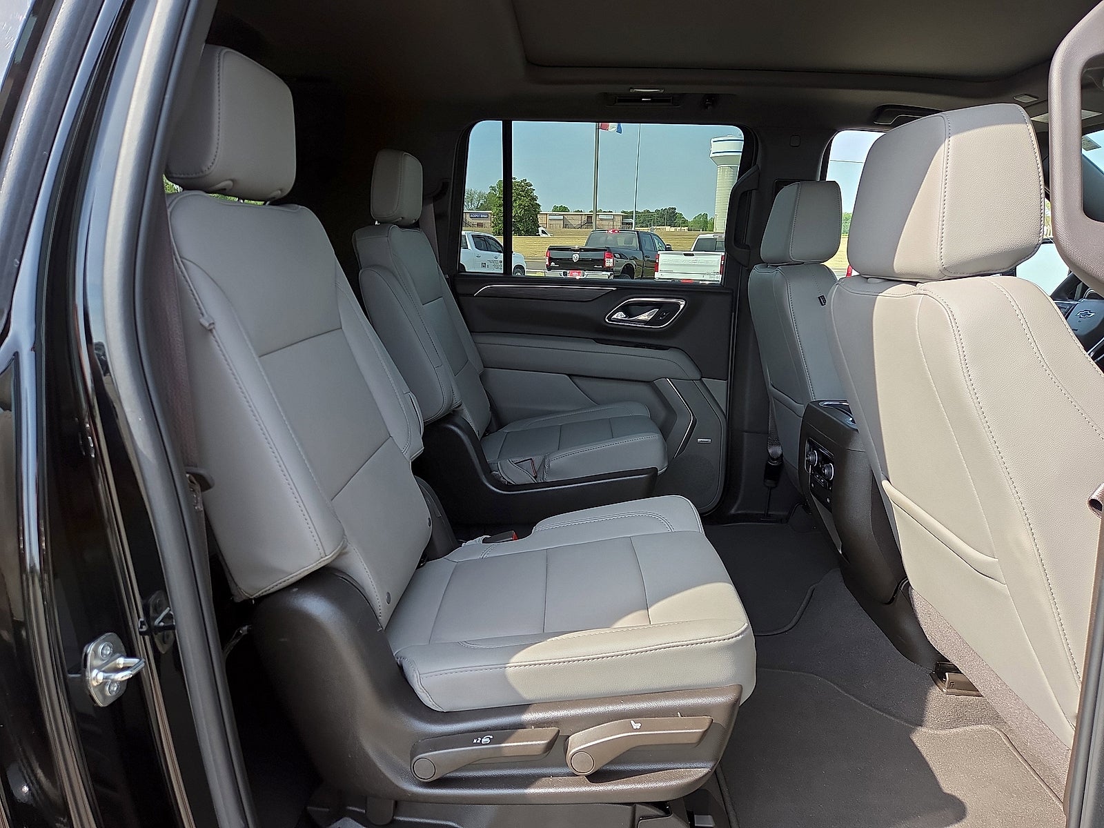 2024 Chevrolet Suburban Z71