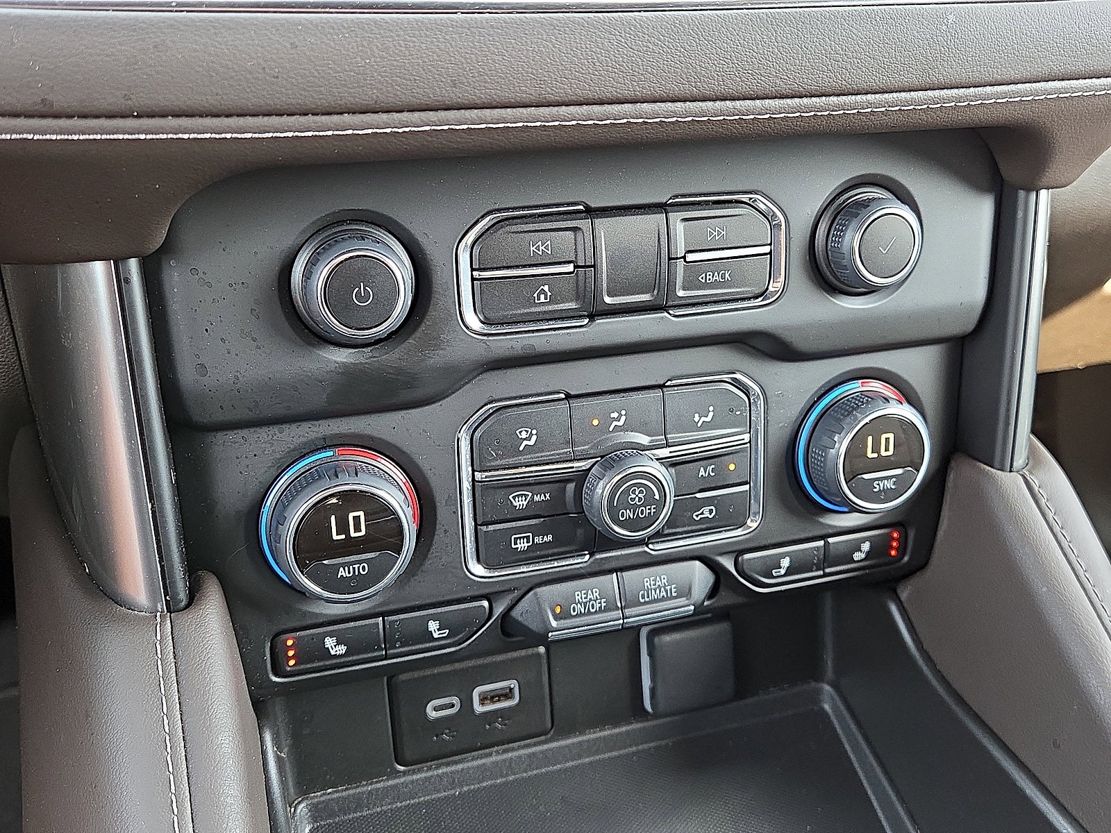 2024 Chevrolet Suburban Z71