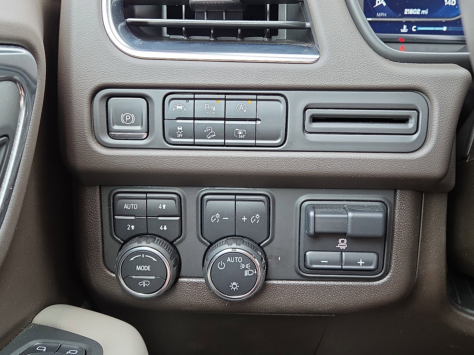 2024 Chevrolet Suburban Z71