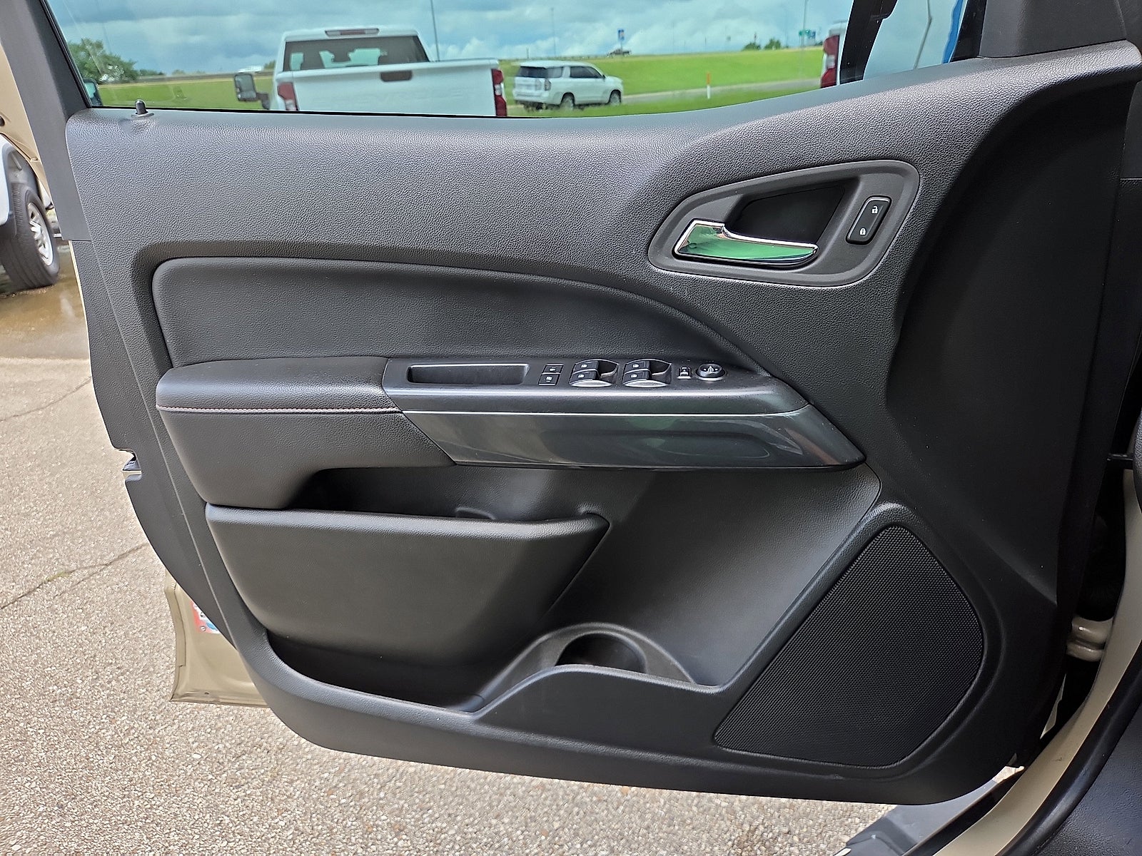 2022 GMC Canyon AT4 - Leather