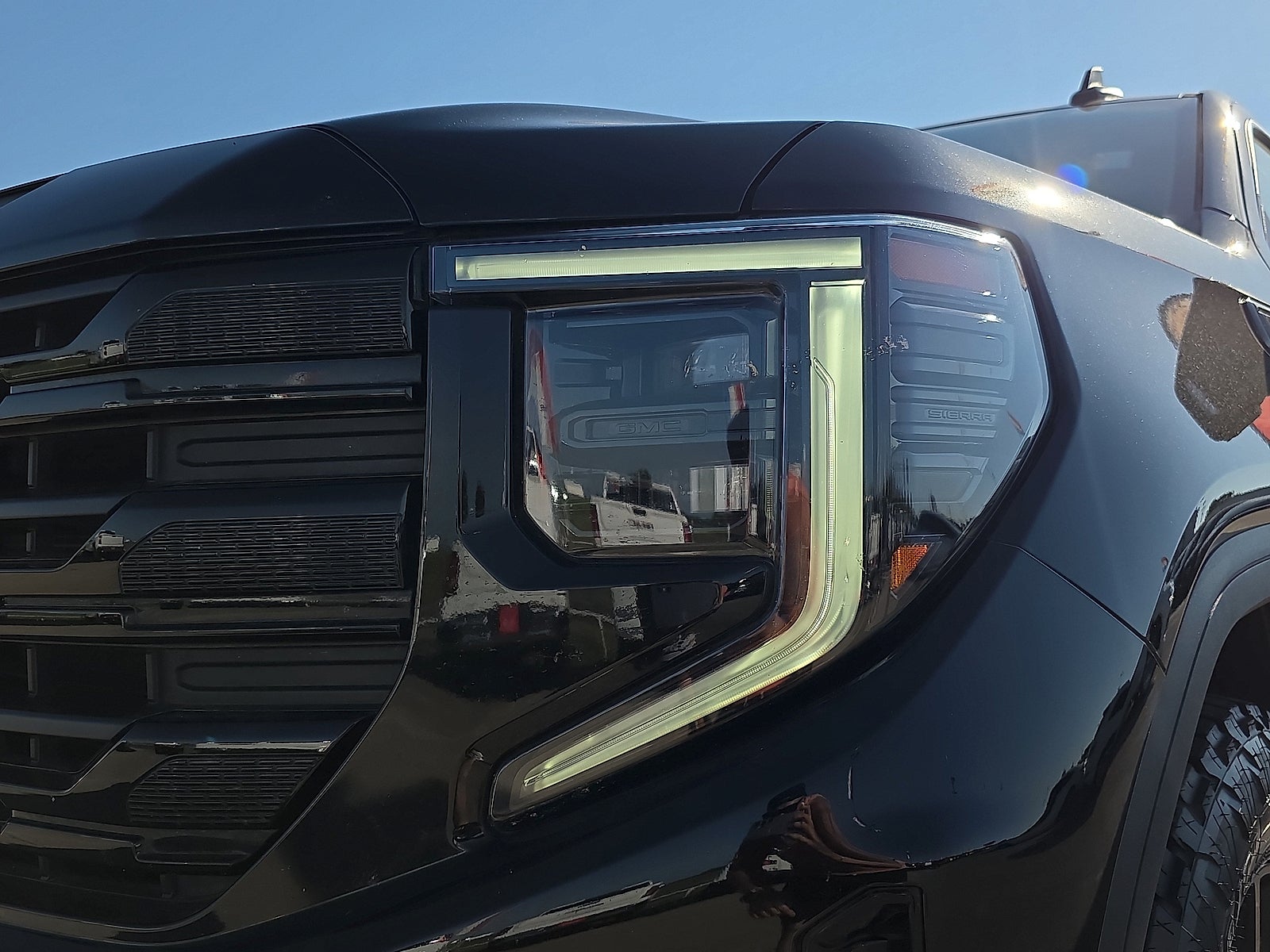 2025 GMC Sierra 1500 Elevation