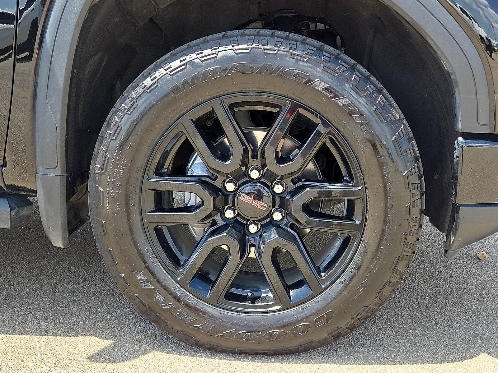 2025 GMC Sierra 1500 Elevation