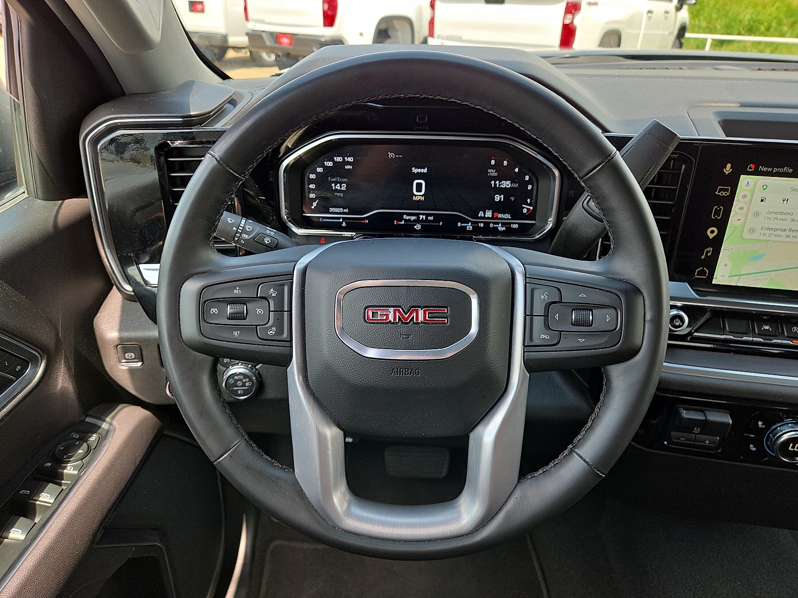 2025 GMC Sierra 1500 SLT