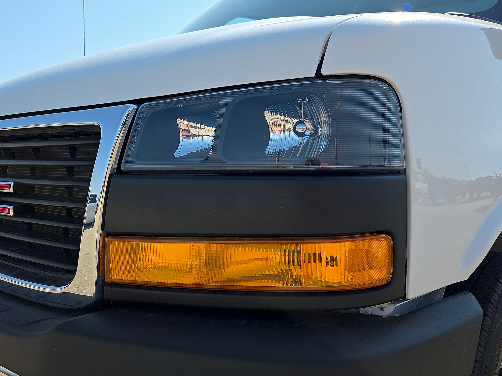2025 GMC Savana Cargo Work Van