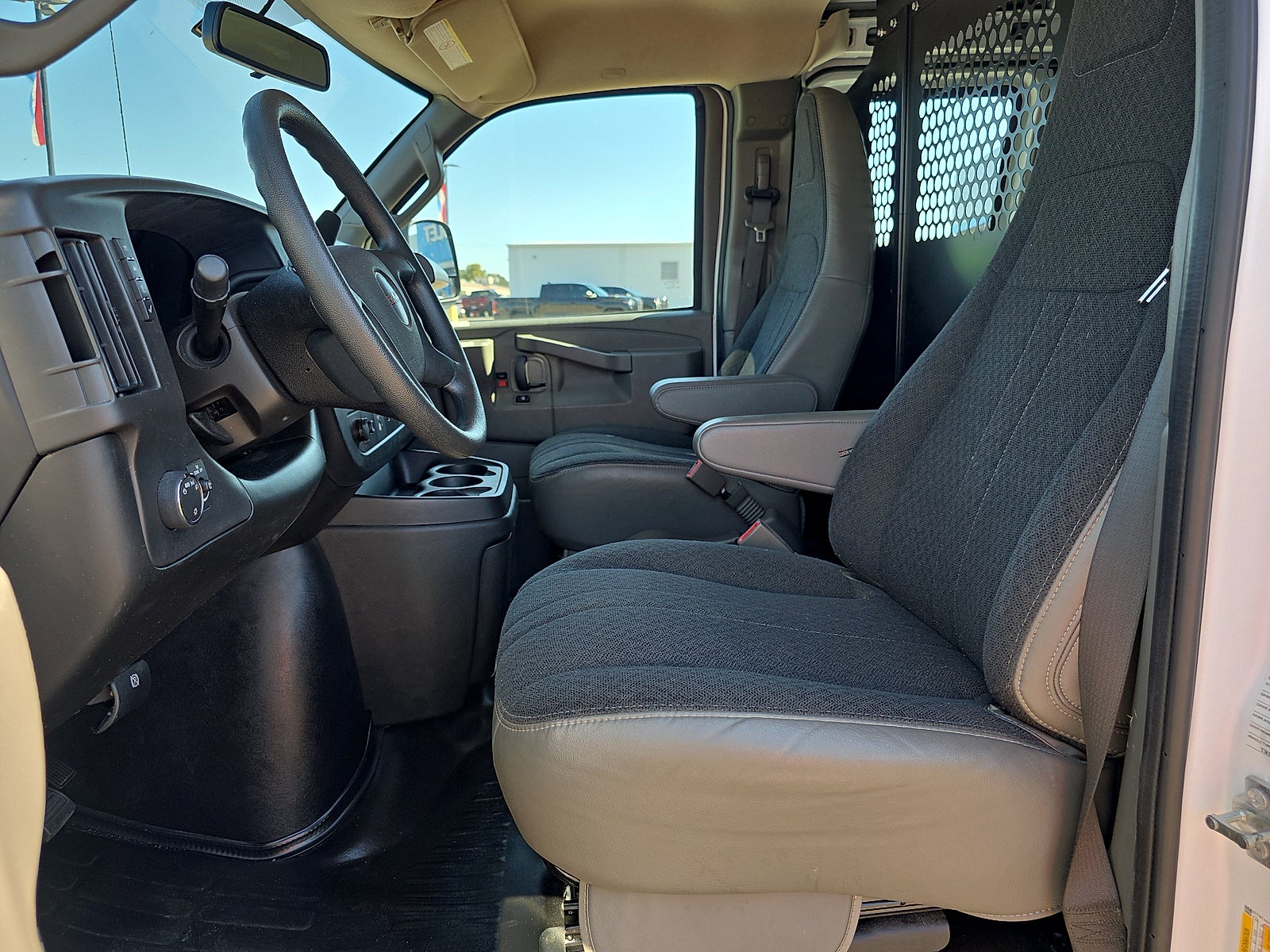 2025 GMC Savana Cargo Work Van