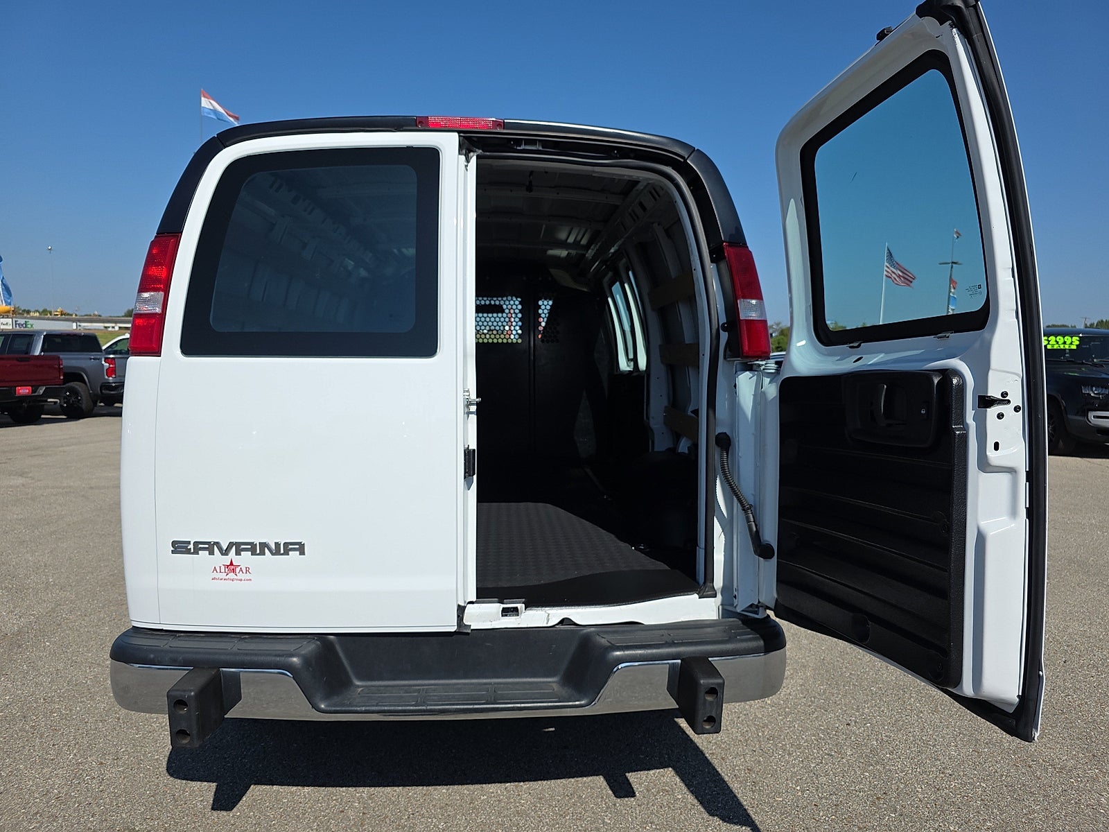 2025 GMC Savana Cargo Work Van