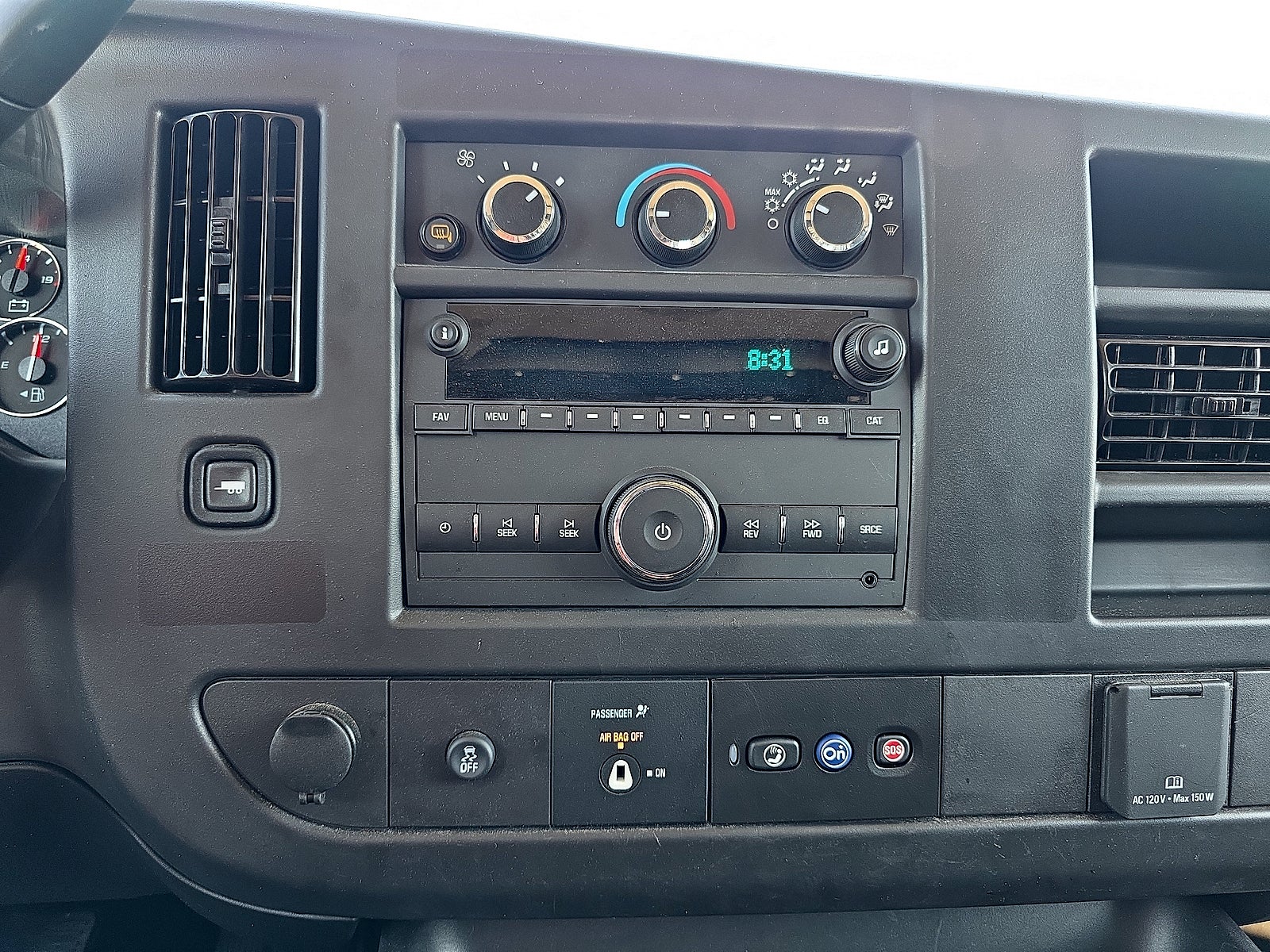 2025 GMC Savana Cargo Work Van