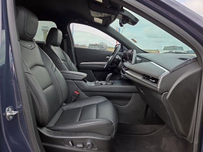 2025 Cadillac XT4 Premium Luxury