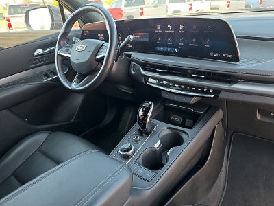2025 Cadillac XT4 Premium Luxury