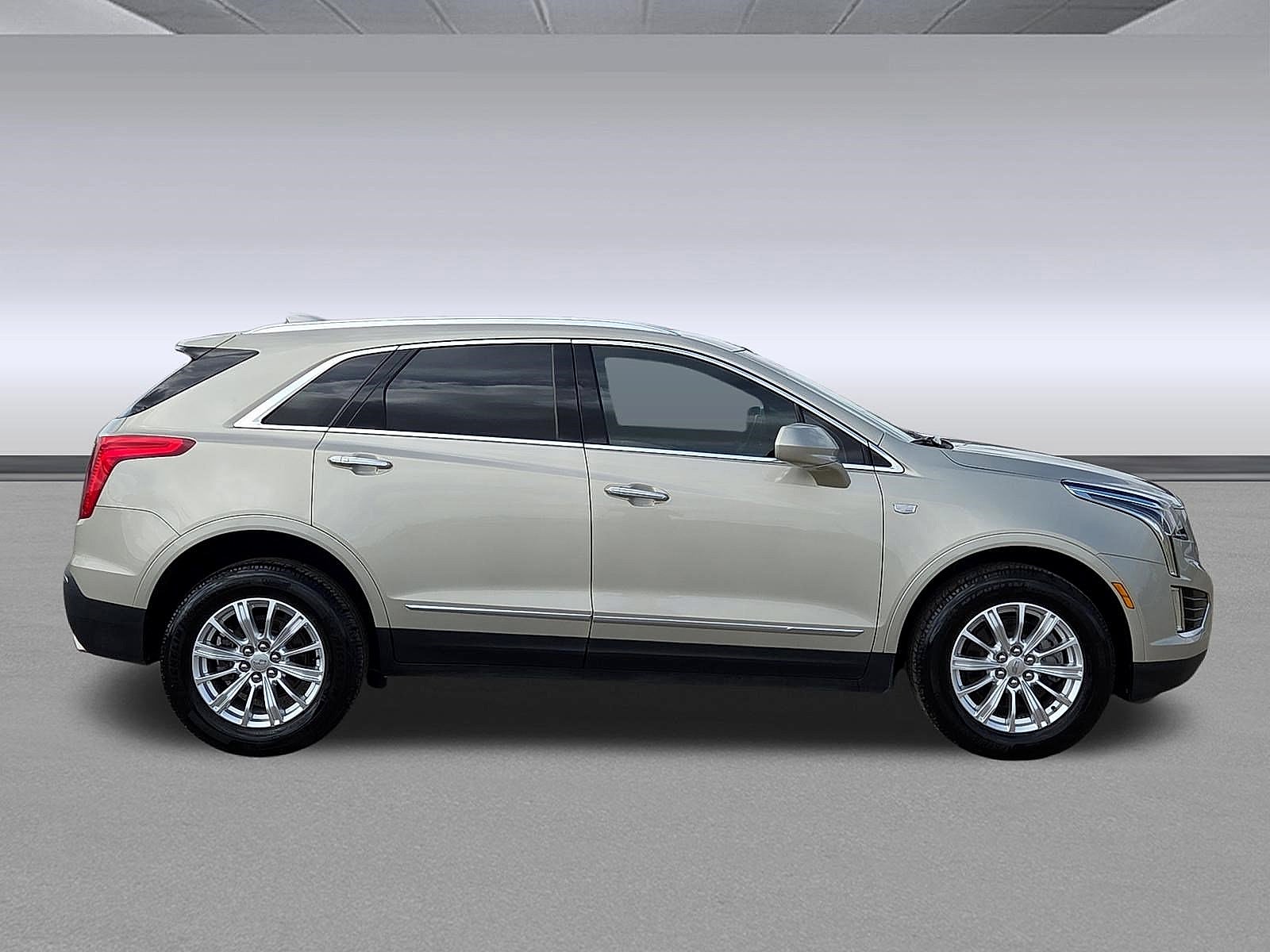2017 Cadillac XT5 FWD