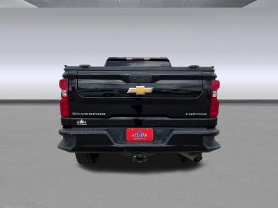 2023 Chevrolet Silverado 2500 HD Custom
