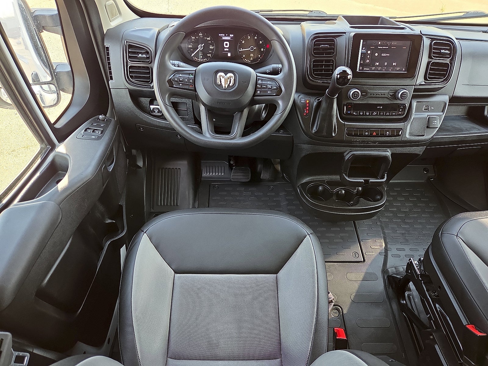 2025 RAM ProMaster Cargo Van Tradesman