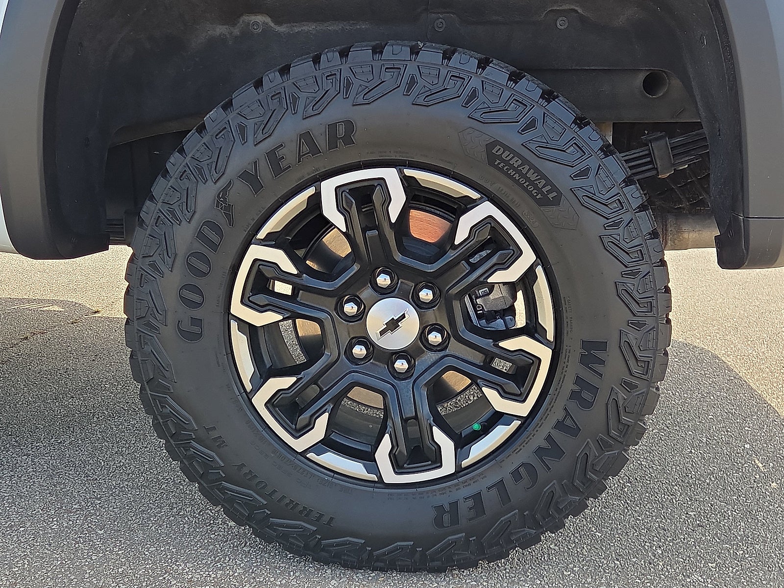 2025 Chevrolet Silverado 1500 ZR2
