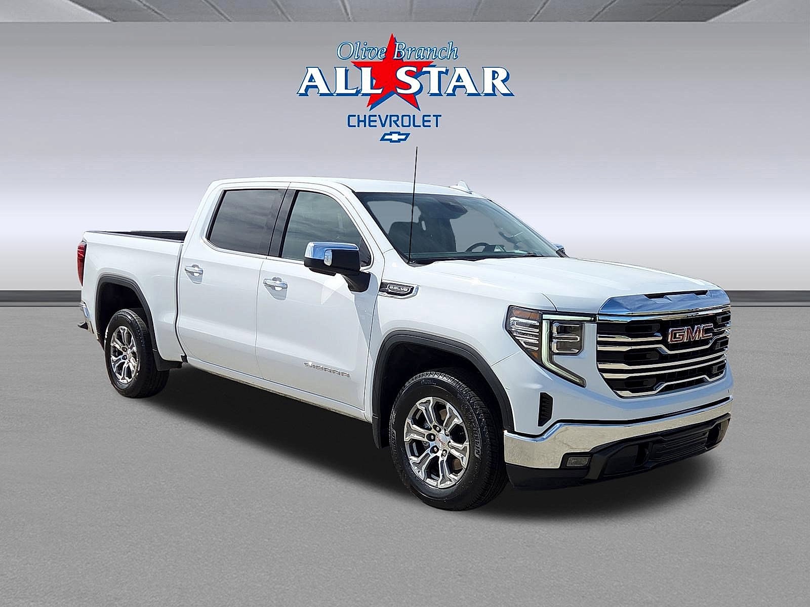 2025 GMC Sierra 1500 SLT
