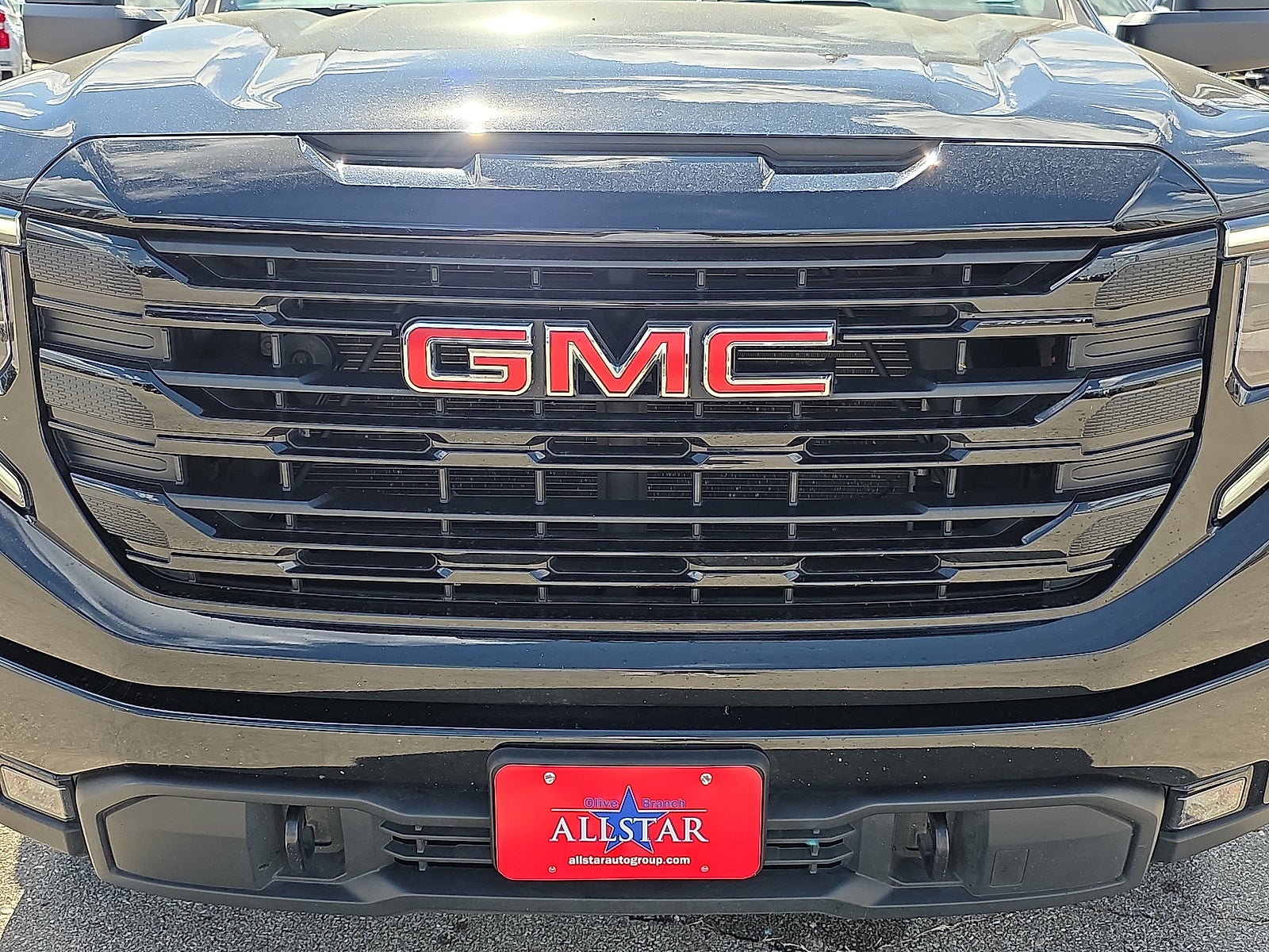 2025 GMC Sierra 1500 Elevation