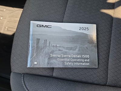 2025 GMC Sierra 1500 Elevation