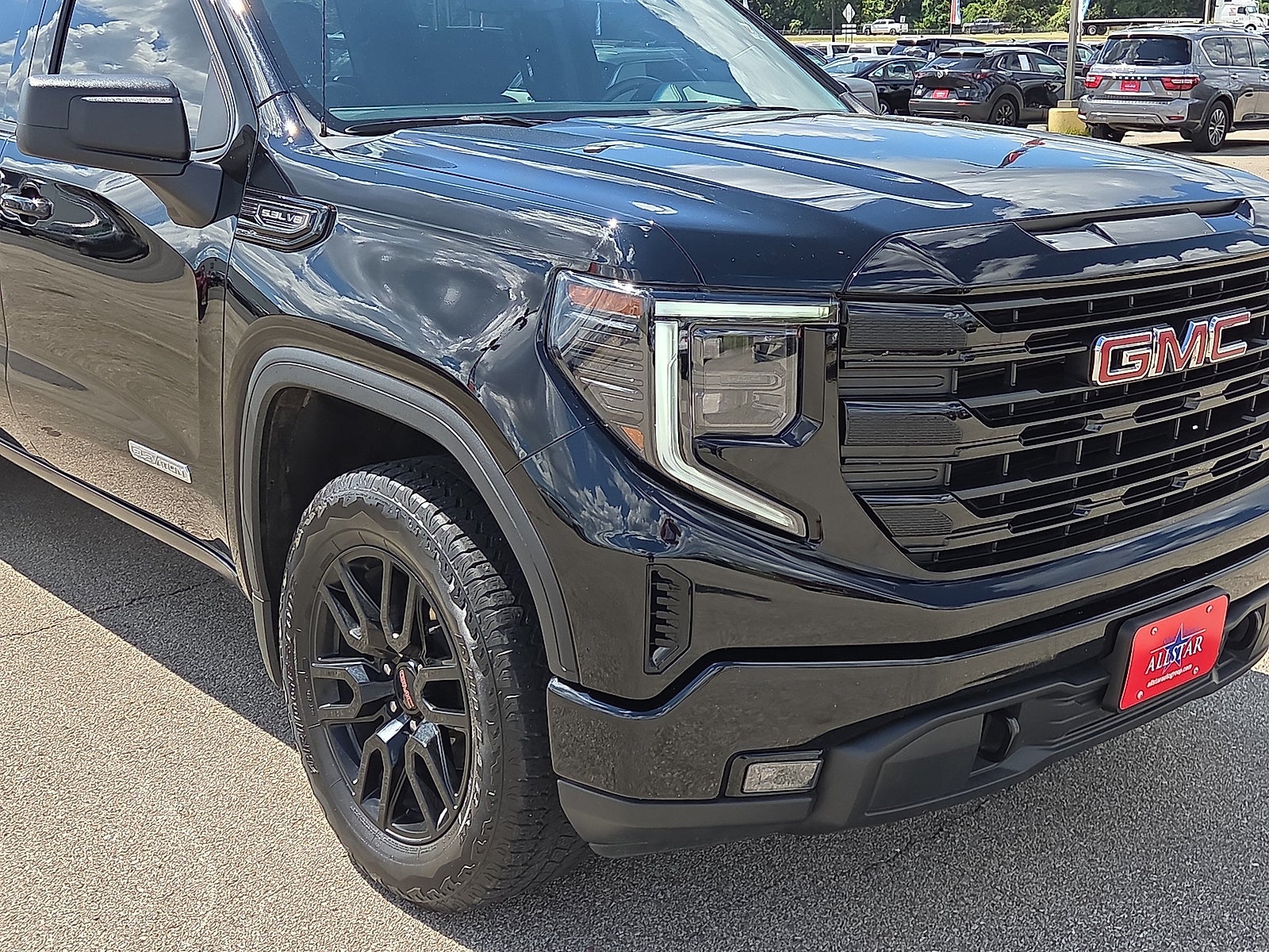 2025 GMC Sierra 1500 Elevation