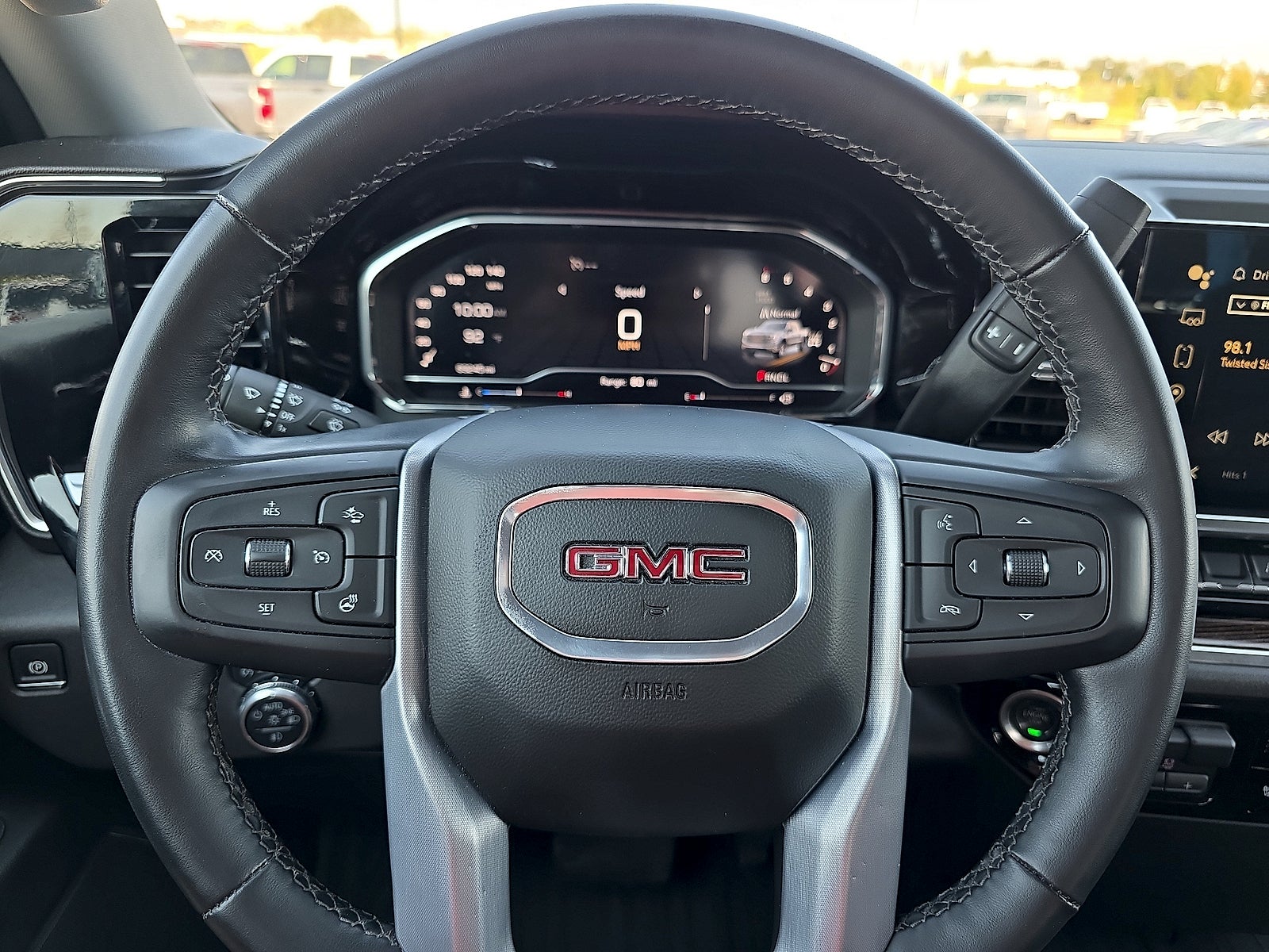 2024 GMC Sierra 1500 Elevation