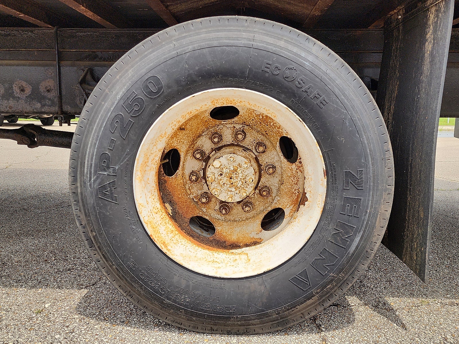 2013 INTERNATIONAL DURA BOX