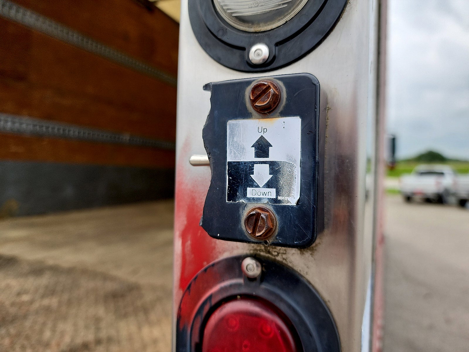 2013 INTERNATIONAL DURA BOX