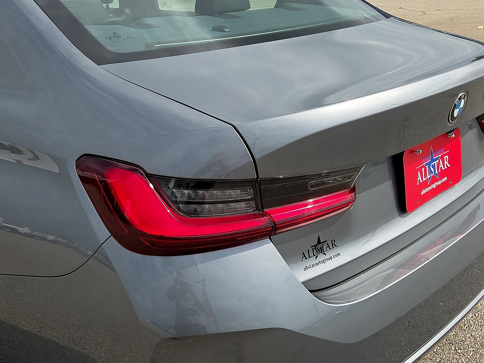 2025 BMW 3 Series 330i